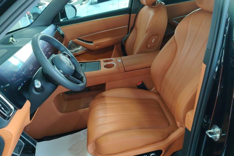 Used Hima AITO M8 2025 Extended-Range Max Version 37 kWh 5-Seater