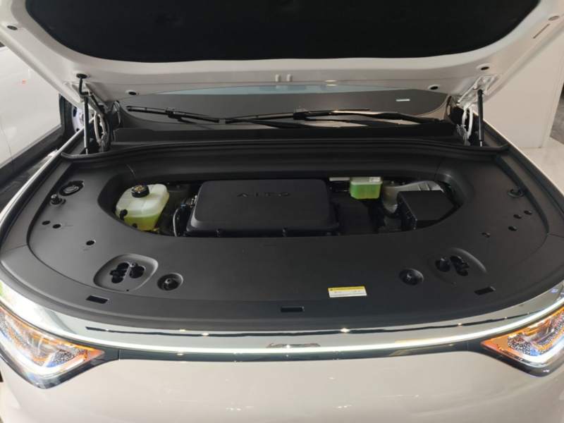 Used Hima AITO M8 2025 Extended-Range Max+ Version 53.4 kWh 5-Seater Edition — 19