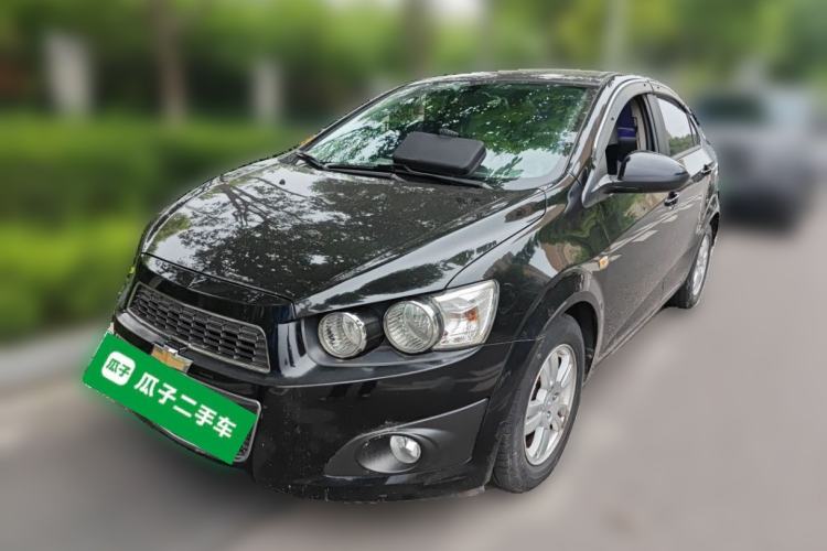 Used Chevrolet Aveo Sonic 2011 Sedan 1.4L Manual Transmission SE
