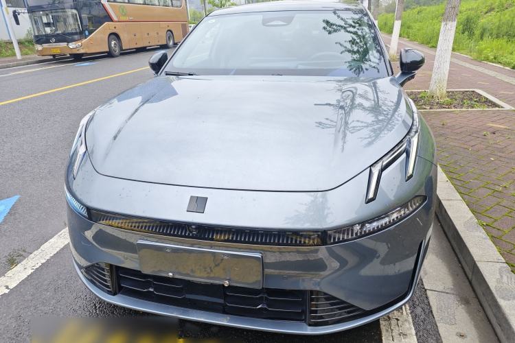 Used Lynk & Co 07 2024 EM-P 126 Long-Range Ultra Front