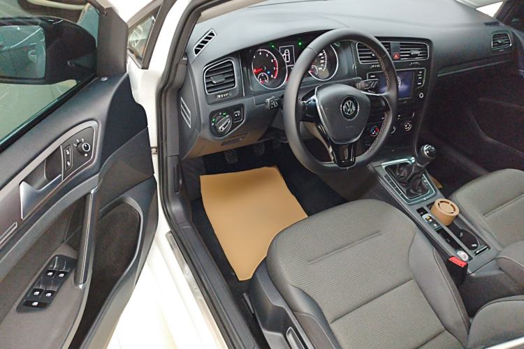 Used Volkswagen Golf 2017 230TSI Manual Comfort Edition – Celebrating Milestone of One Million Units
