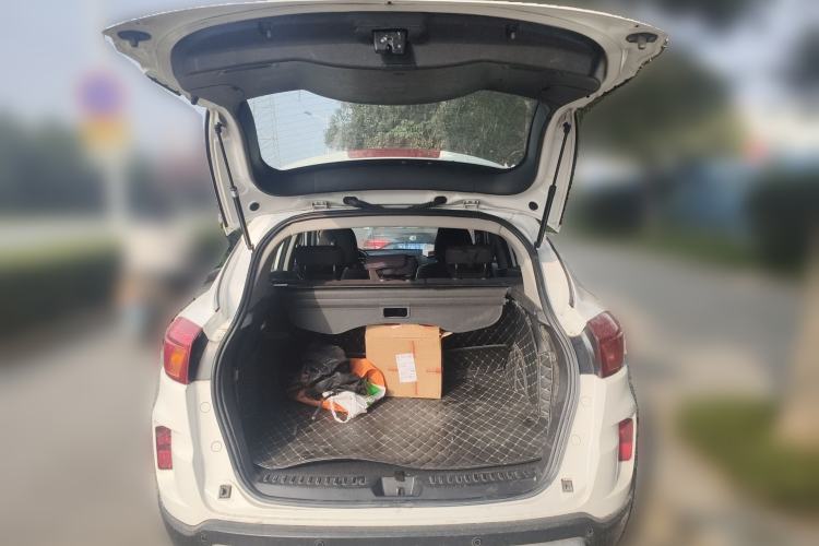 Used Bestune X80 2013 2.0L automatic comfort version
