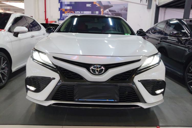 Used Toyota Camry 2021 2.0S FENGSHANG Edition Front