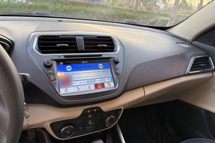 Used Ford Escort 2017 1.5L Automatic Comfort Model Audio And AC Panel