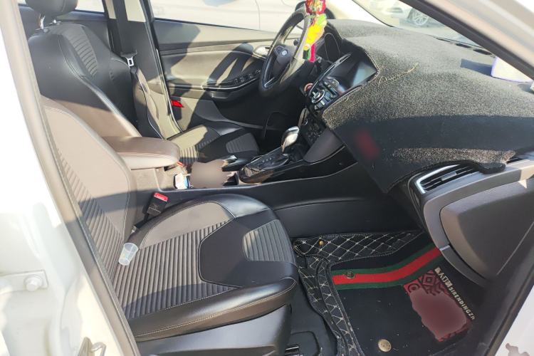 Used Ford Focus 2017 Hatchback 1.6L Automatic Fashion Edition Smart Drive Version