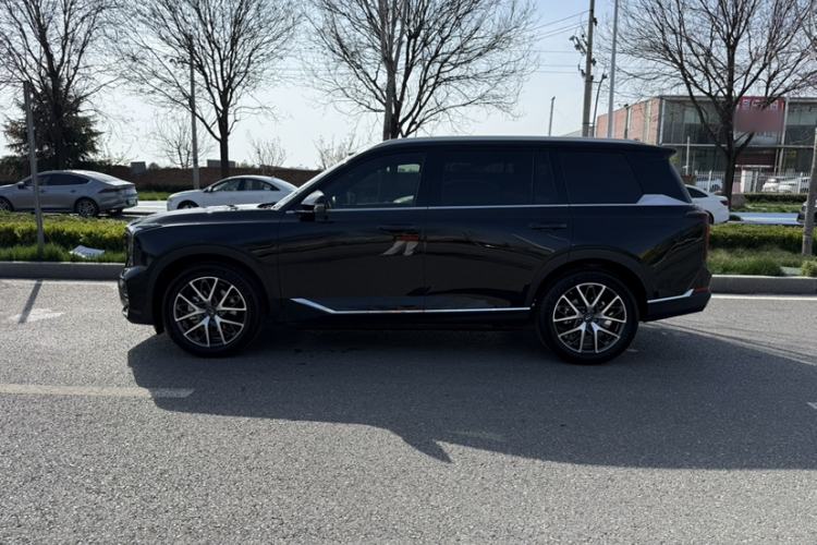 Used GAC Trumpchi GS8 2024 Linghang Series 2.0 TGDI Two-Wheel Drive Luxury Smart Connectivity Version Exterior 5