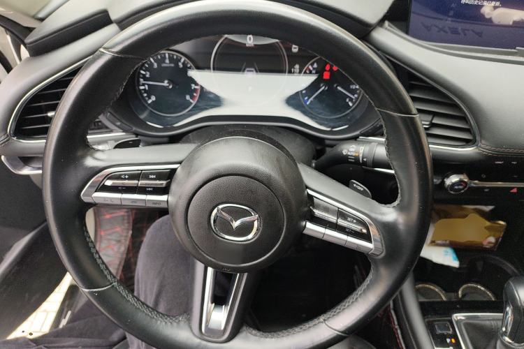 Used Mazda 3 Axela 2021 2.0L Automatic Zhiya Edition Steering Wheel
