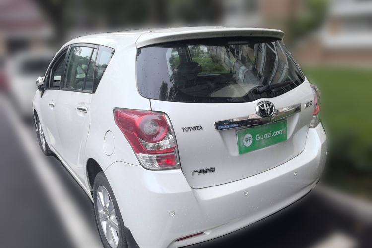 Used Toyota Verso 2014 Starlight 180E CVT Elite Edition
