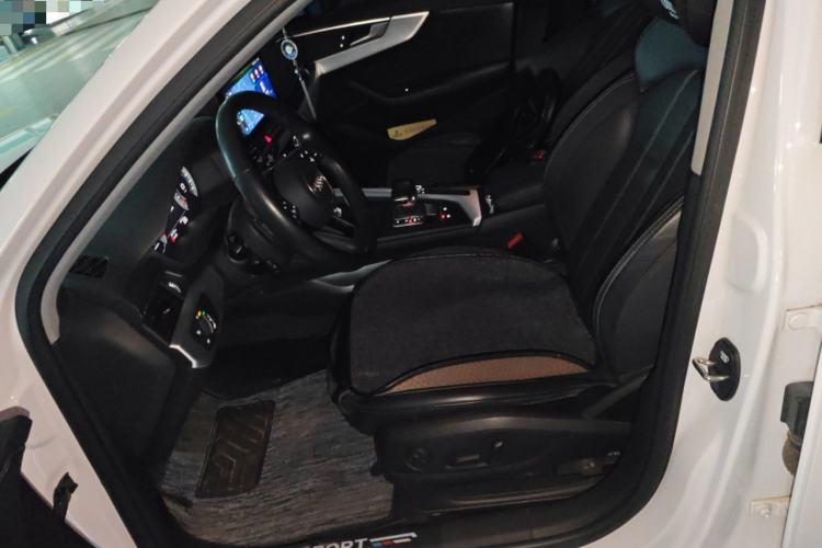 Used Audi A4L 2022 40 TFSI Fashion Dynamic Model
