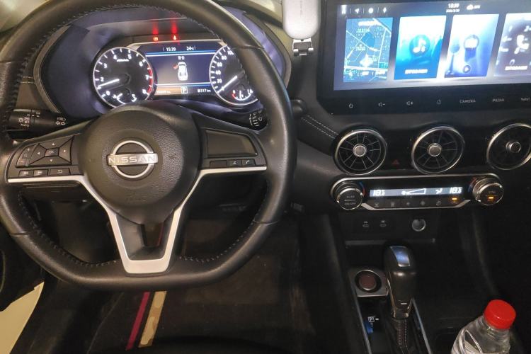 Used Nissan Sylphy 2023 1.6L CVT Enjoyment Edition Center Console
