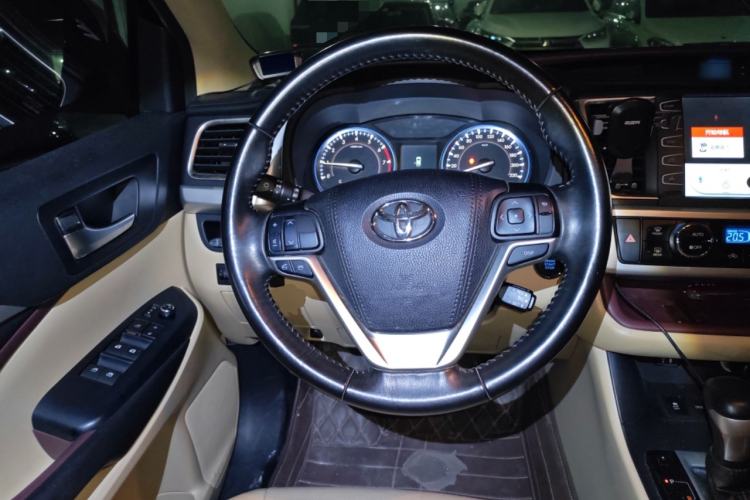 Used Toyota Highlander 2015 2.0T Four-Wheel Drive Luxury Edition 7-Seater
