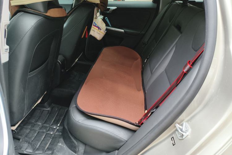 Used Volvo XC60 2015 T5 Smart Upgrade Model
