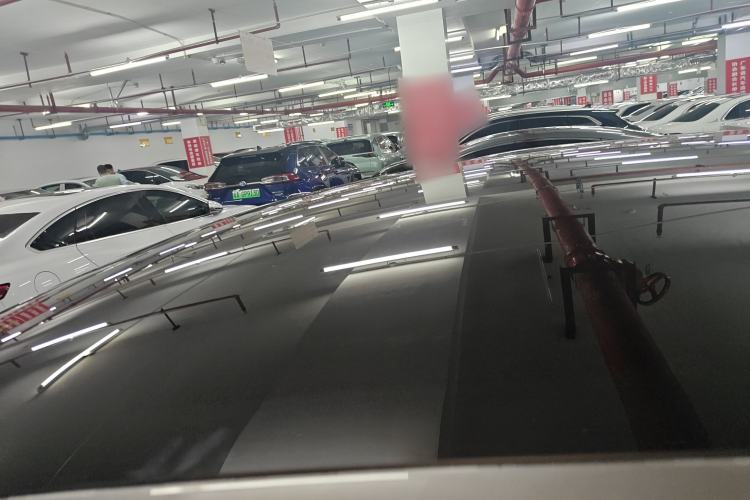 Used ONVO L60 2024 60 kWh Rear-Drive Version Roof