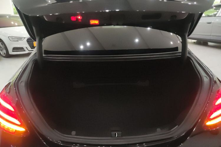 Used Mercedes-Benz E-Class 2020 Facelift E 300 L Stylish Edition