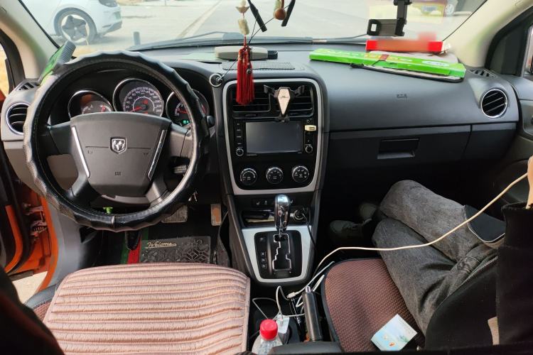 Used Dodge Caliber 2011 2.0 SXT Comfort Edition Center Console