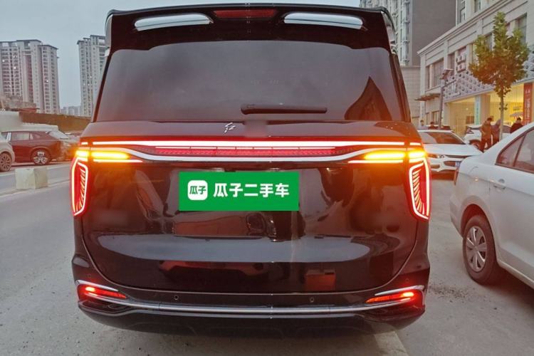 Used Hongqi HQ9 2023 2.0T Smart Connect Flagship Edition Rear