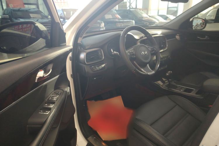 Used Kia Sorento 2015 Sorento L 2.4L Gasoline 4WD Elite Edition 7 Seats China IV Standard
