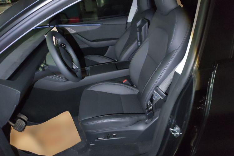 Used Tesla Model Y 2025 Long-Range All-Wheel Drive First Edition