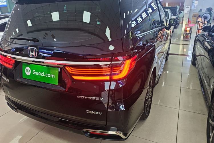 Used Honda Odyssey 2024 2.0L eHEV Sharp & Enjoy Edition