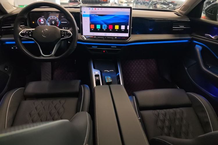 Used Volkswagen Magotan 2024 380TSI DSG Prestige Edition DaMai Package
