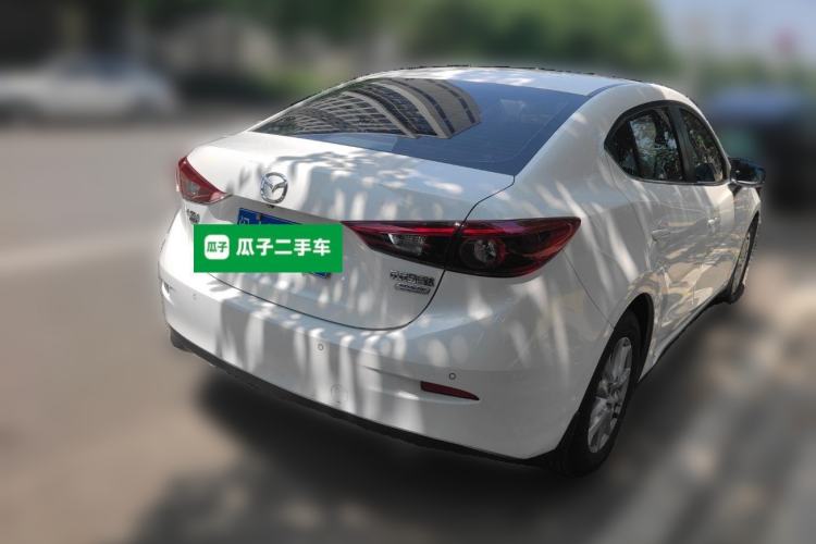 Used Mazda 3 Axela 2017 Sedan 1.5L Automatic Luxury Model Emission Standard China V