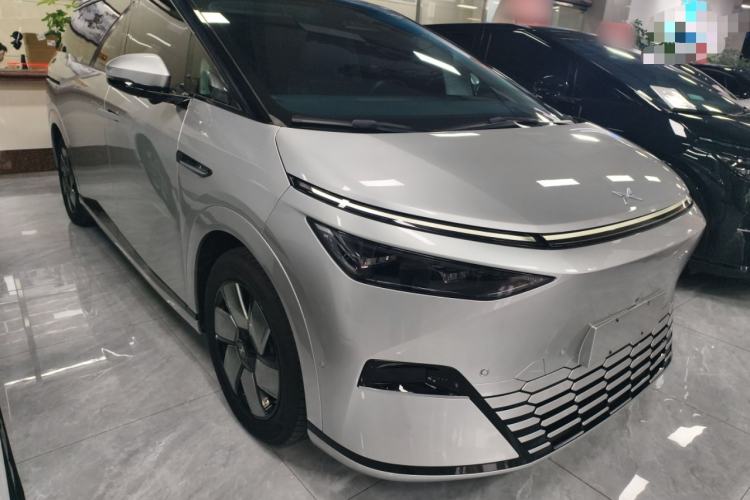 Used XPeng X9 2024 702 Ultra-Long Range Max