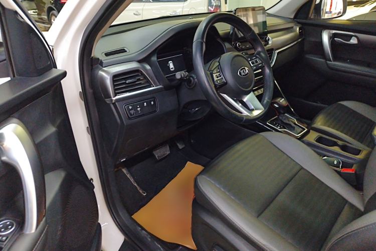 Used Kia Sportage R 2018 2.0L Automatic Smart Luxury Version China V Standard Driver Seat