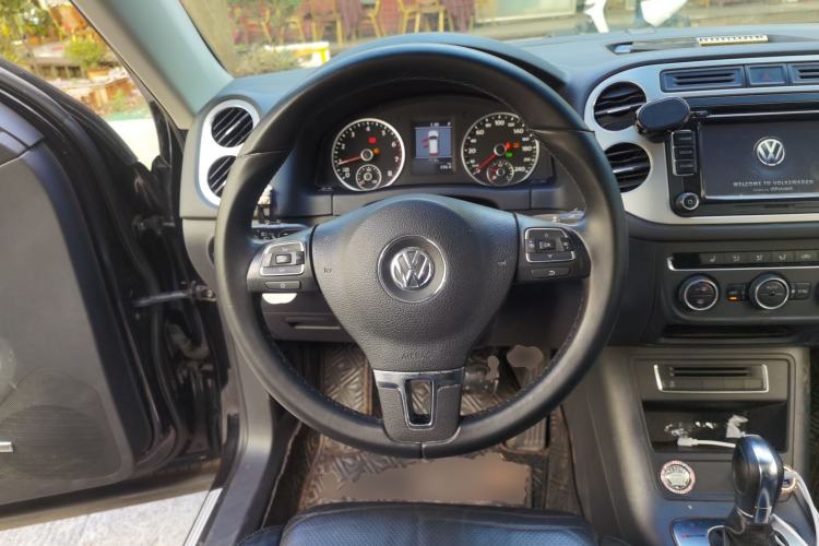 Used Volkswagen Tiguan 2013 2.0 TSI Automatic All-Wheel Drive Luxury Edition
