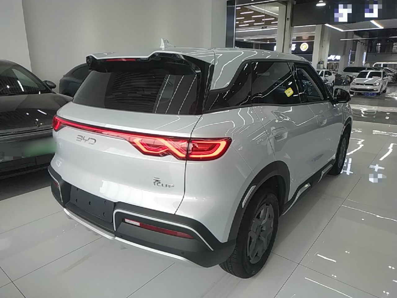 BYD Yuan UP 2025 Model 301KM Leading Version — снимка 6