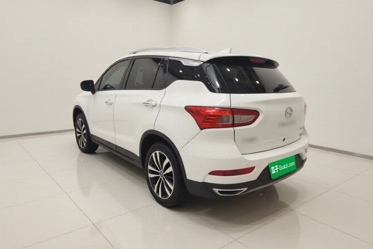 Used GAC Trumpchi GS4 2017 235T G-DCT Two-Wheel Drive Luxury Edition Exterior 3