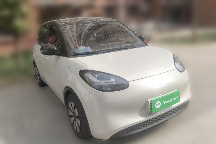 Used Wuling Bingo 2023 333 km Lingxi Connected Version Front Right 45 Deg