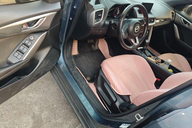 Used Mazda CX-4 2018 2.0L Automatic Two-Wheel Drive Blue Sky Exploration Version China V Standard