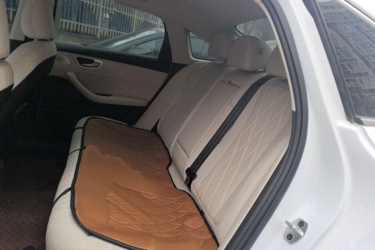 Used Roewe D7 2023 DMH 125km Flagship Edition