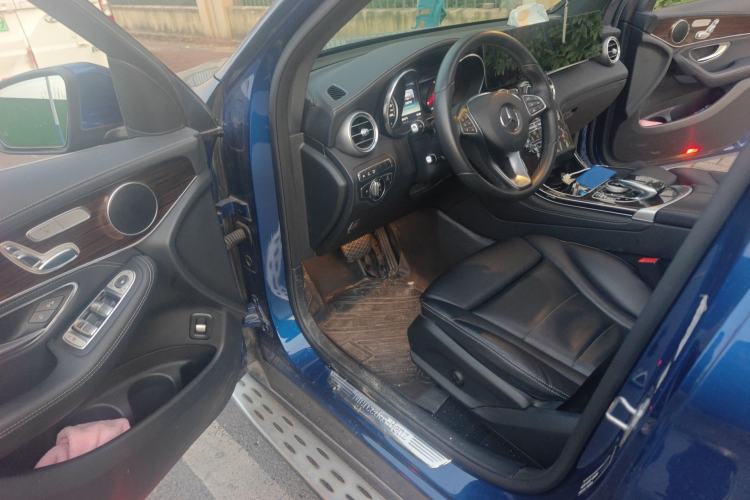 Used Mercedes-Benz GLC 2017 GLC 260 4MATIC Luxury Model Driver Seat