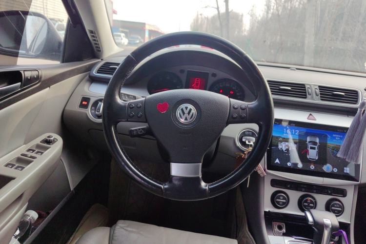 Used Volkswagen Magotan 2011 1.8TSI DSG Comfort Model Steering Wheel