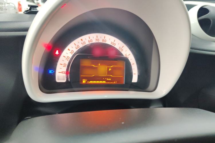 Used smart forfour 2018 1.0L 52 kW Dynamic Edition
