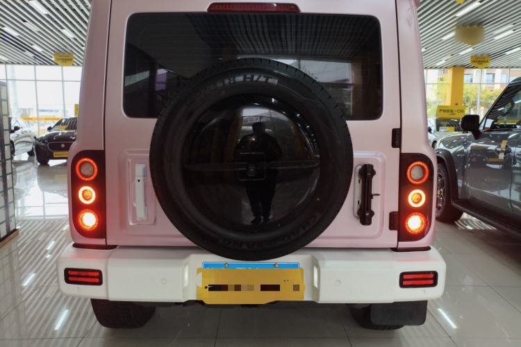 Used 212 T01 2024 2.0T Explorer