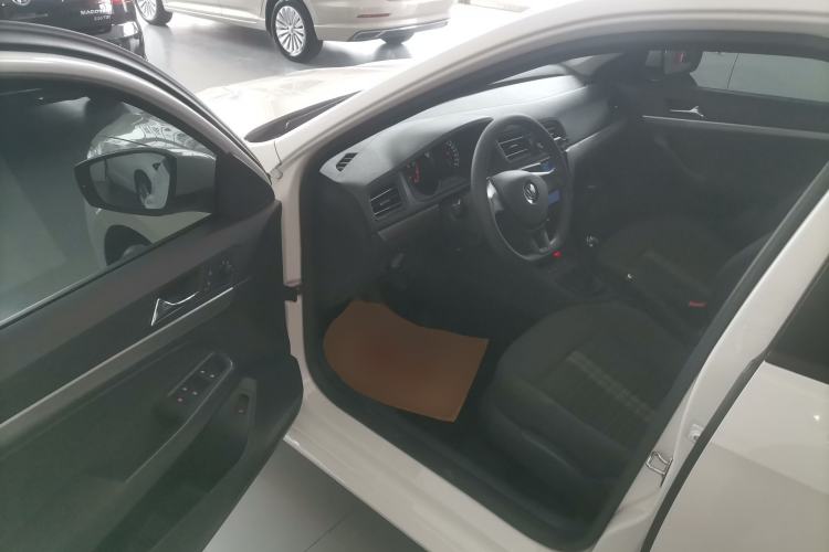 Used Volkswagen Lavida 2019 Lavida Start 1.5L Automatic Trendy Version China VI Standard