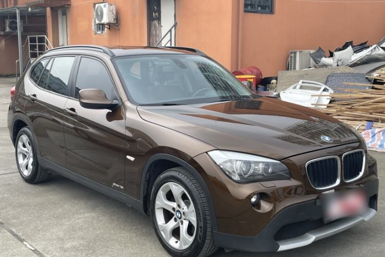 Used BMW X1 2010 sDrive18i Luxury Model Exterior 9