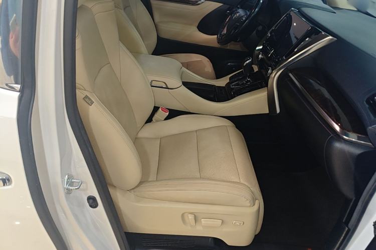 Used Toyota Alphard 2020 Dual-Engine 2.5L Luxury Edition
