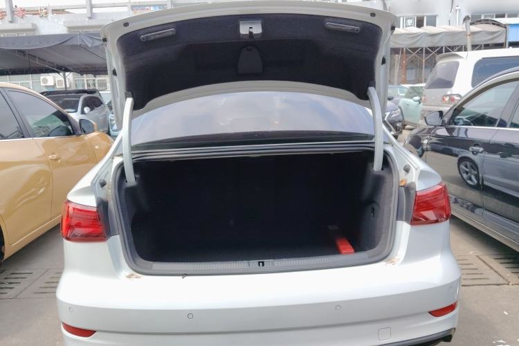 Used Audi A3 2018 30th Anniversary Edition Limousine 35 TFSI Fashion Model
