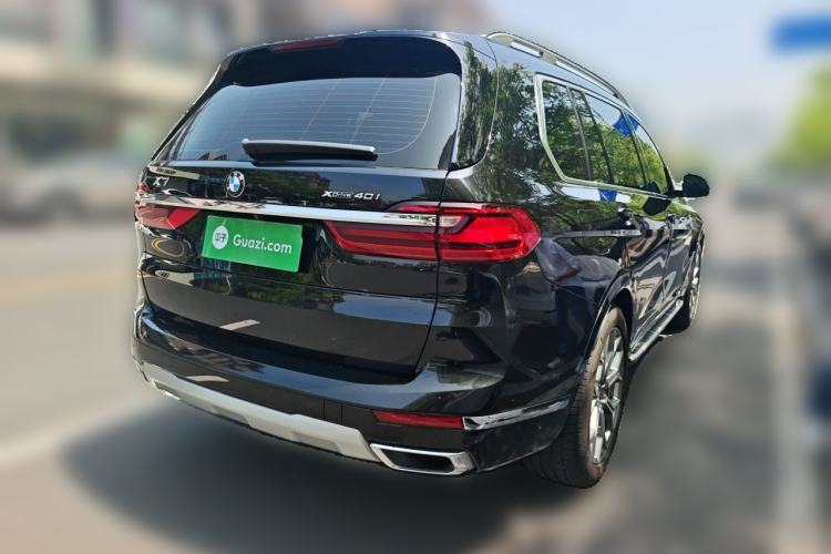 Used BMW X7 2021 xDrive40i Luxury Package with Leading Features