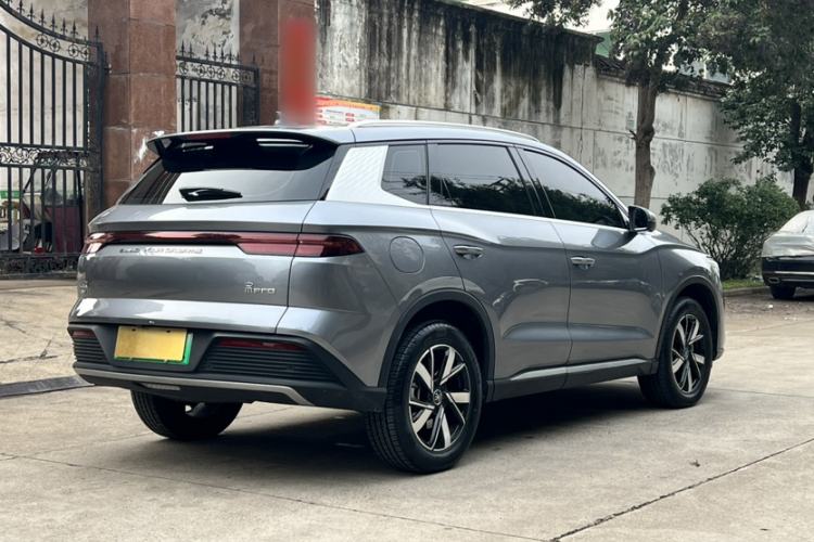 Used BYD Song Pro New Energy 2024 HONOR Edition DM-i 71KM Navigation Model