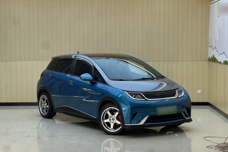 Used BYD Dolphin 2021 401km Knight Edition Front Right 45 Deg