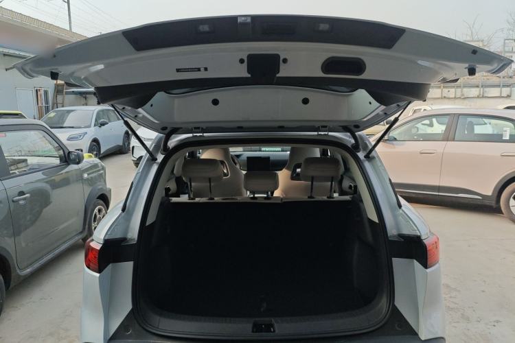 Used BYD Yuan UP 2025 Model 301KM Leading Version