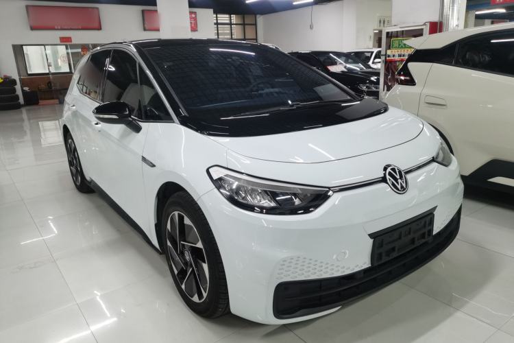 Used Volkswagen ID.3 2023 Upgraded Model Pure Intelligent Enjoyment Version Front Right 45 Deg