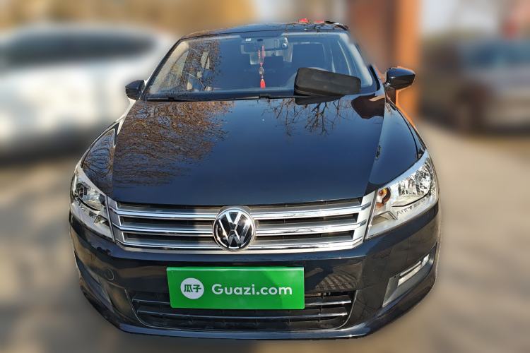 Used Volkswagen Santana 2015 1.6L Manual Comfort Edition