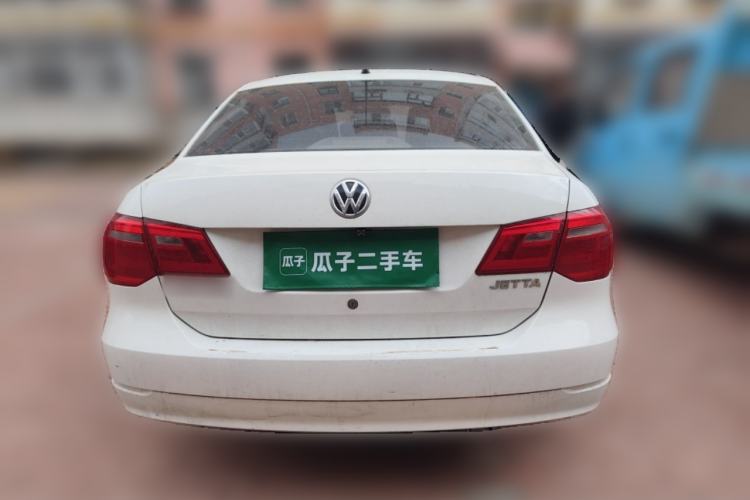 Used Volkswagen Jetta 2015 1.6L Manual Fashion Edition