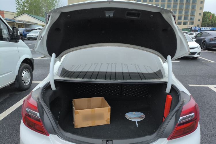 Used Buick Regal 2015 1.6T Leading Technology Model Trunk