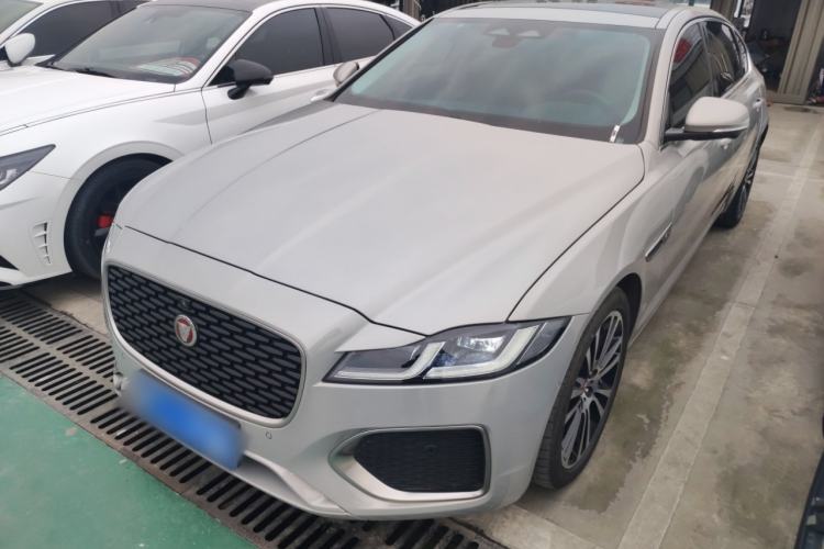 Used Jaguar XFL 2024 2.0T P250 Two-Wheel Drive Prestige Luxury Edition
